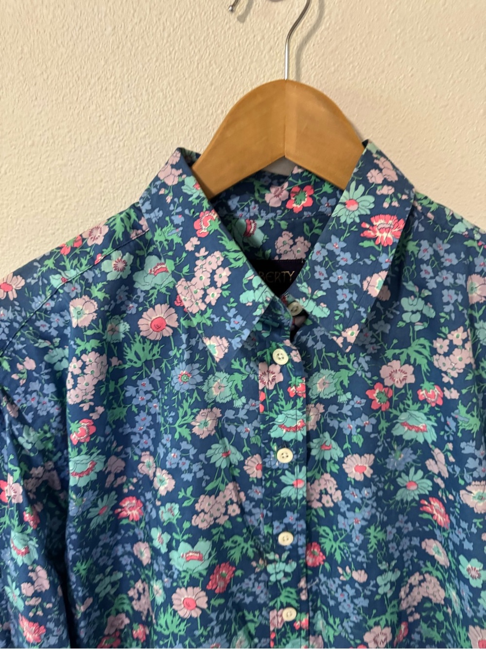 Vintage Liberty of London Floral Button Up Long Sleeve Blouse Blue Pink-14 US - Picture 3 of 9